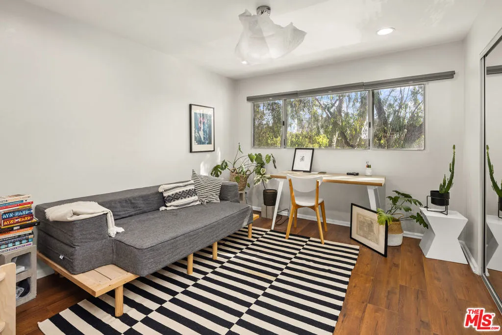 2500 Abbot Kinney Boulevard 7, Venice, California 90291 home-pic-16